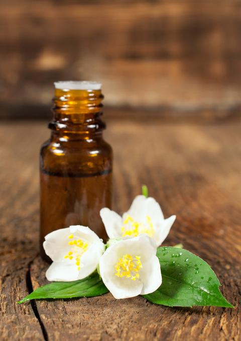 jasmine essential oil for home body treatment/bio with thysiamore